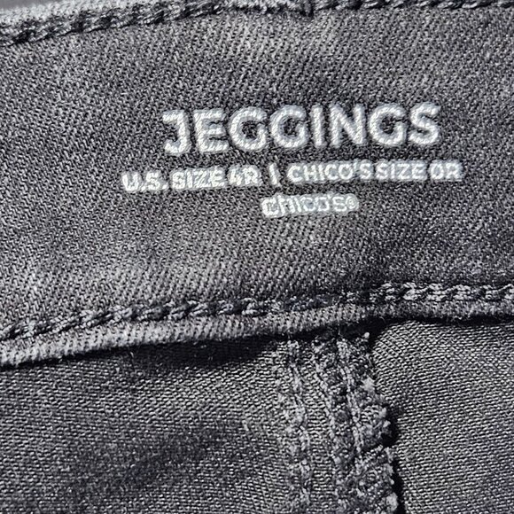 Chicos Jegging Jeans Womens Size 4 Mid Rise Black Denim Pants - Picture 4 of 5